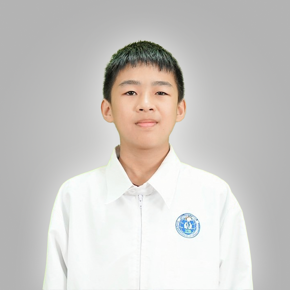 ภพ  ภูมิภมร